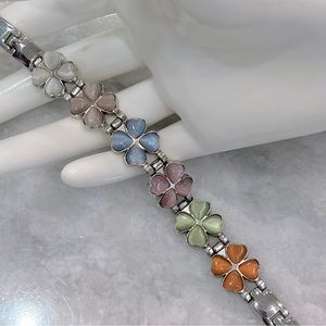 Multicolor Cat’s Eye Floral Magnetic Silver Bracelet
